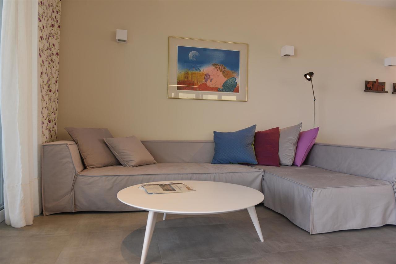 Rodia Beach Suites 코키노스 피르고스 외부 사진