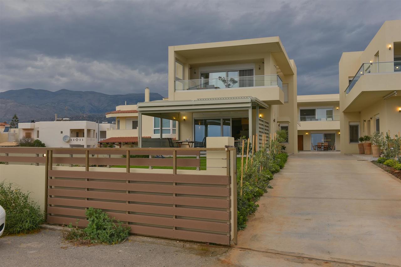 Rodia Beach Suites 코키노스 피르고스 외부 사진