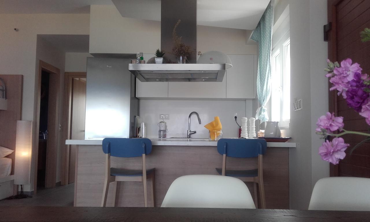 Rodia Beach Suites 코키노스 피르고스 외부 사진