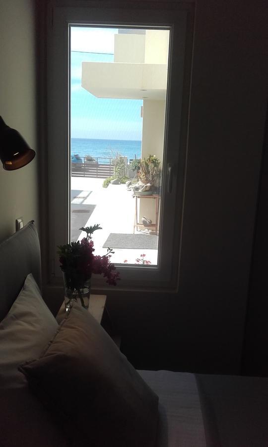 Rodia Beach Suites 코키노스 피르고스 외부 사진